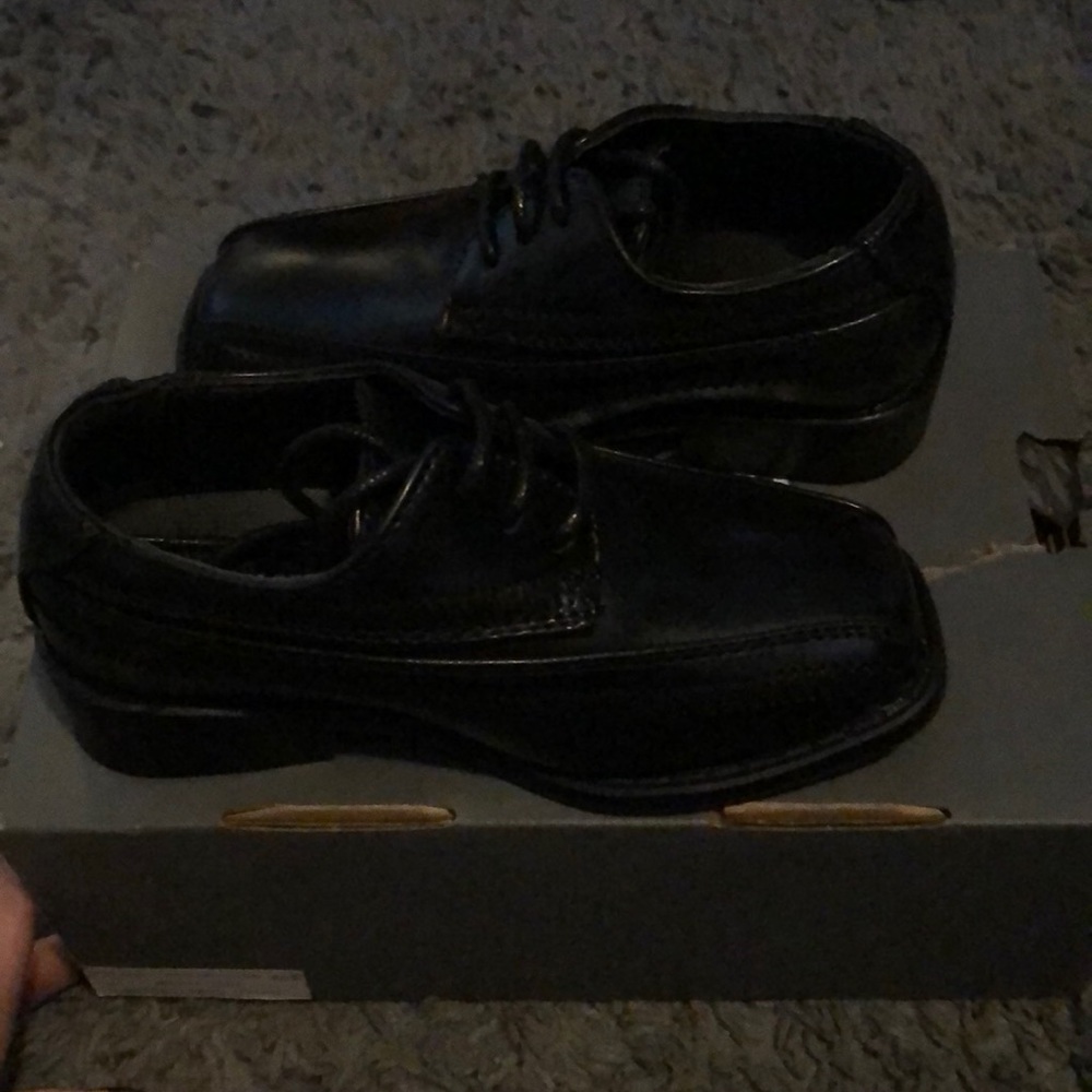 Toddler dress shoes